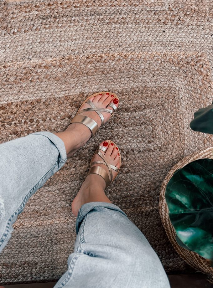 Eratw Flat Leather Golden Sandals