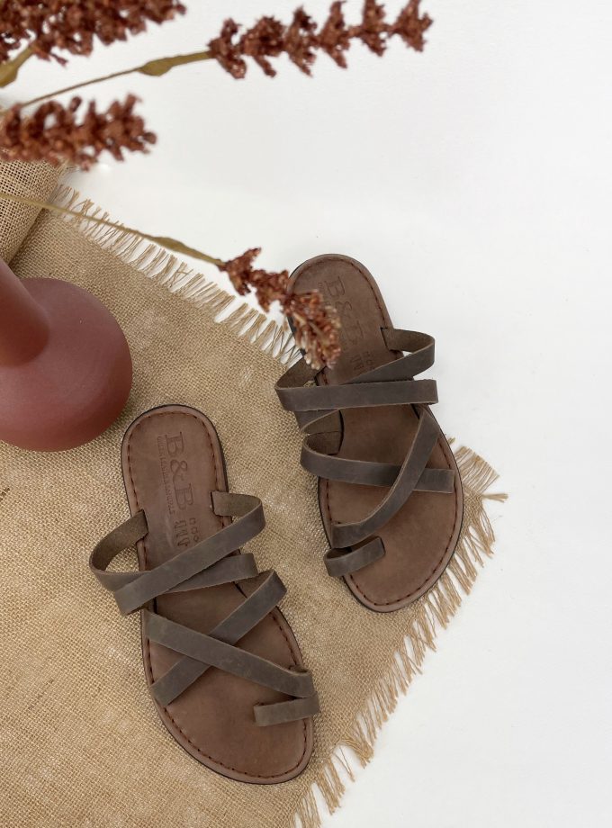 Chios Flat Round Toe Brown Leather Sandals