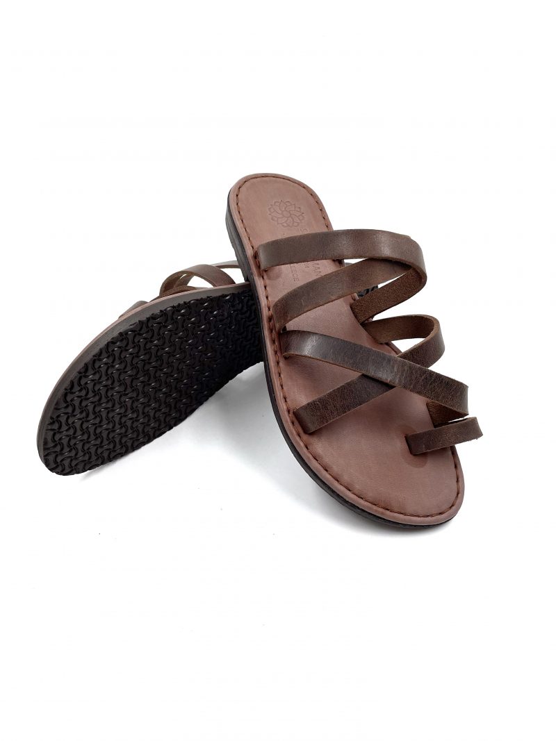 flat round toe leather sandals brown