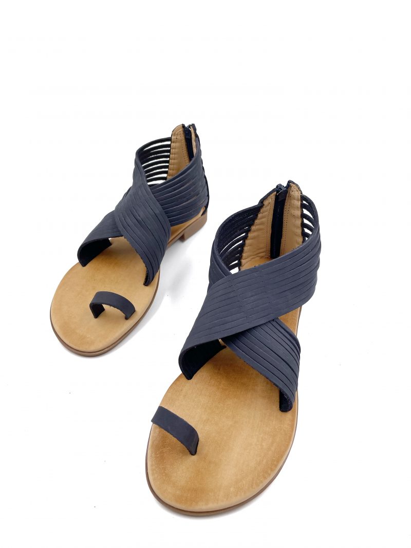 round toe modern blue leather sandals